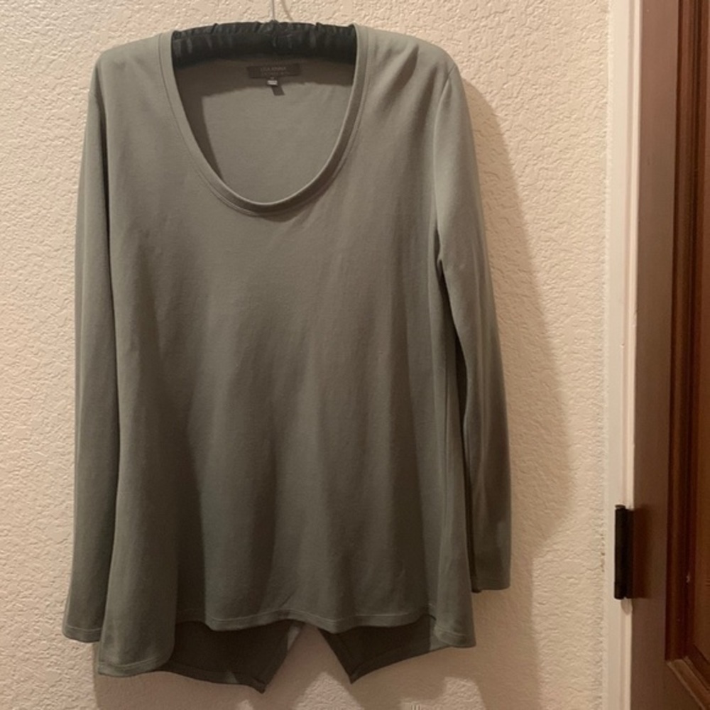 Lisa Rinna Collection medium top - Picture 2 of 8